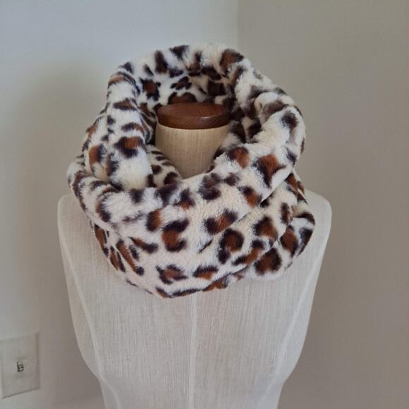 Emanuel Geraldo Tan Brown Black Double Ply Faux Fur Infinity Scarf Size 8" x 62" - Picture 4 of 12